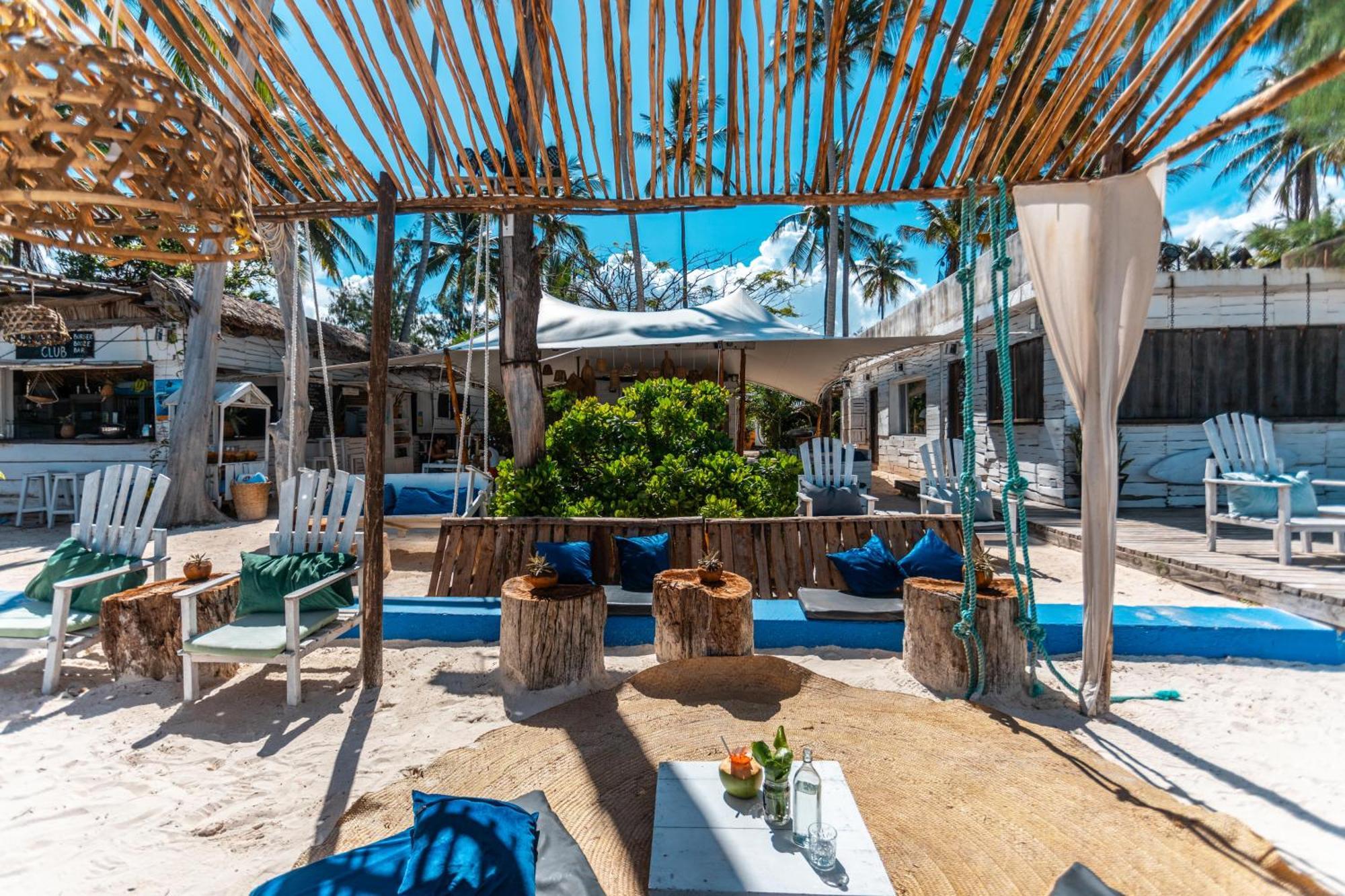 B4 Beach Club Paje Exterior photo