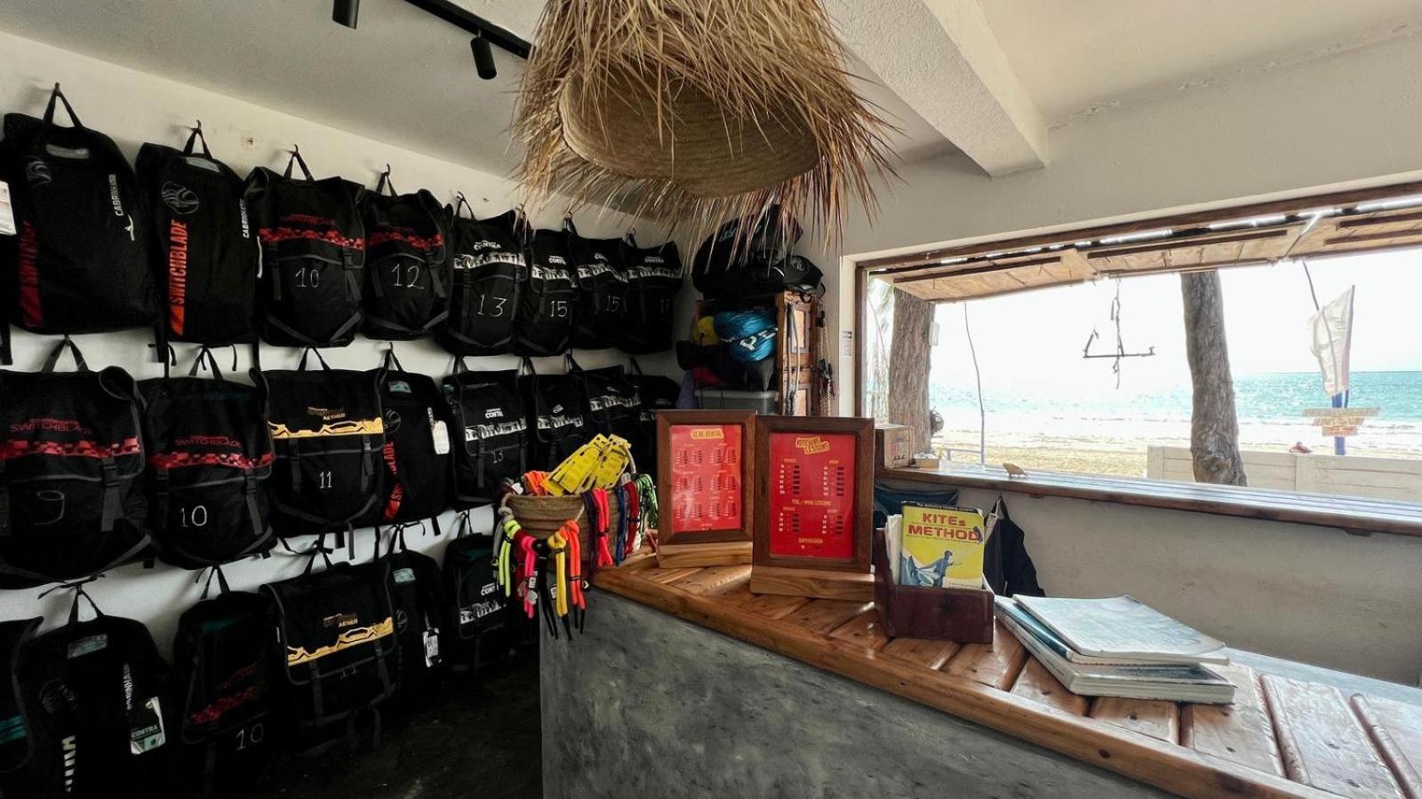 B4 Beach Club Paje Exterior photo