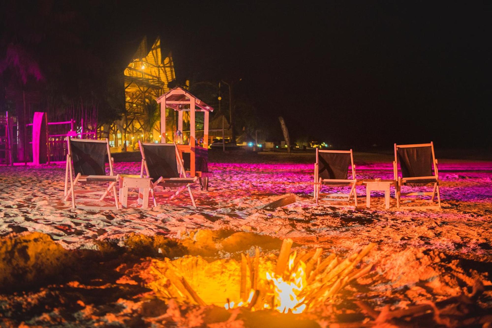 B4 Beach Club Paje Exterior photo